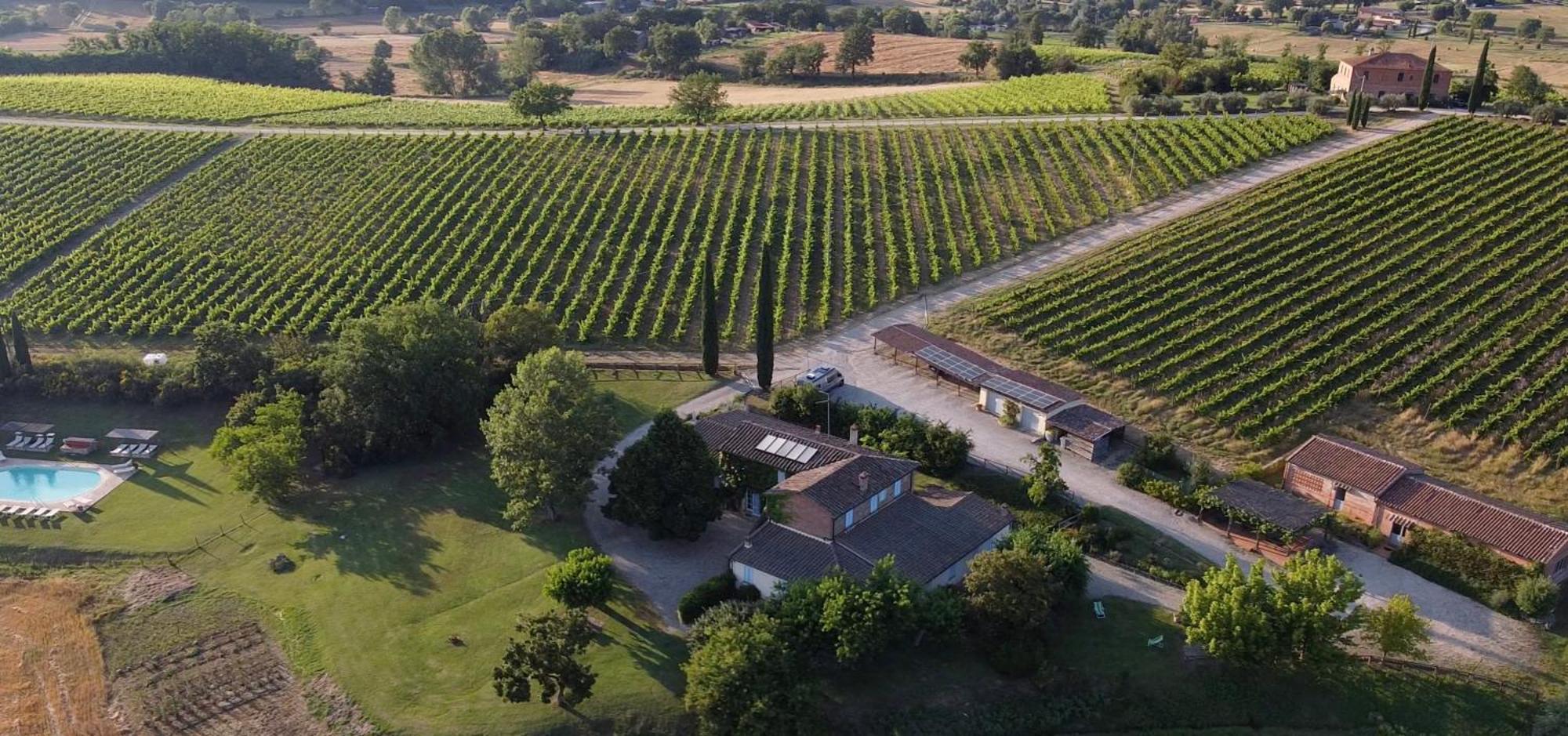 Agriturismo Fattoria Santa Vittoria Pozzo  Exterior photo